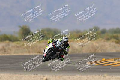 media/Oct-08-2023-CVMA (Sun) [[dbfe88ae3c]]/Race 11 500 Supersport-350 Supersport/